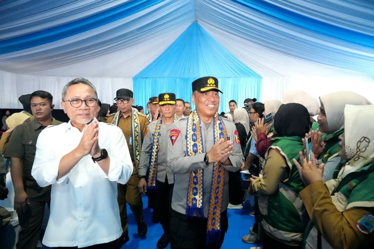 Tanam Jagung Bersama, Wakapolri dan Menko Pangan Dukung Ketahanan Pangan Nasional