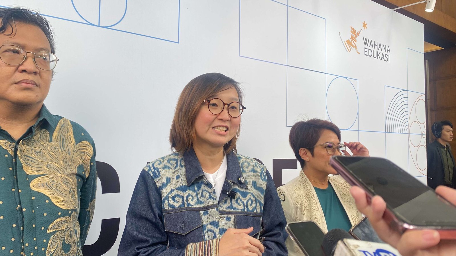 Wamen Ekraf: Kreator Harus Berani Tampil untuk Ubah Storytelling Jadi Story Selling