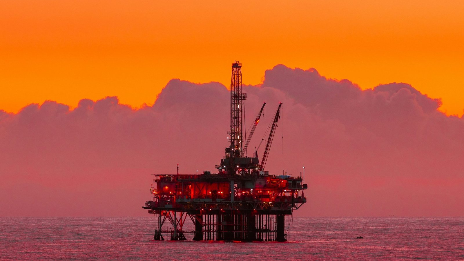 Update Harga Minyak Dunia: Brent USD 61,12, WTI USD 57,44 per Barel