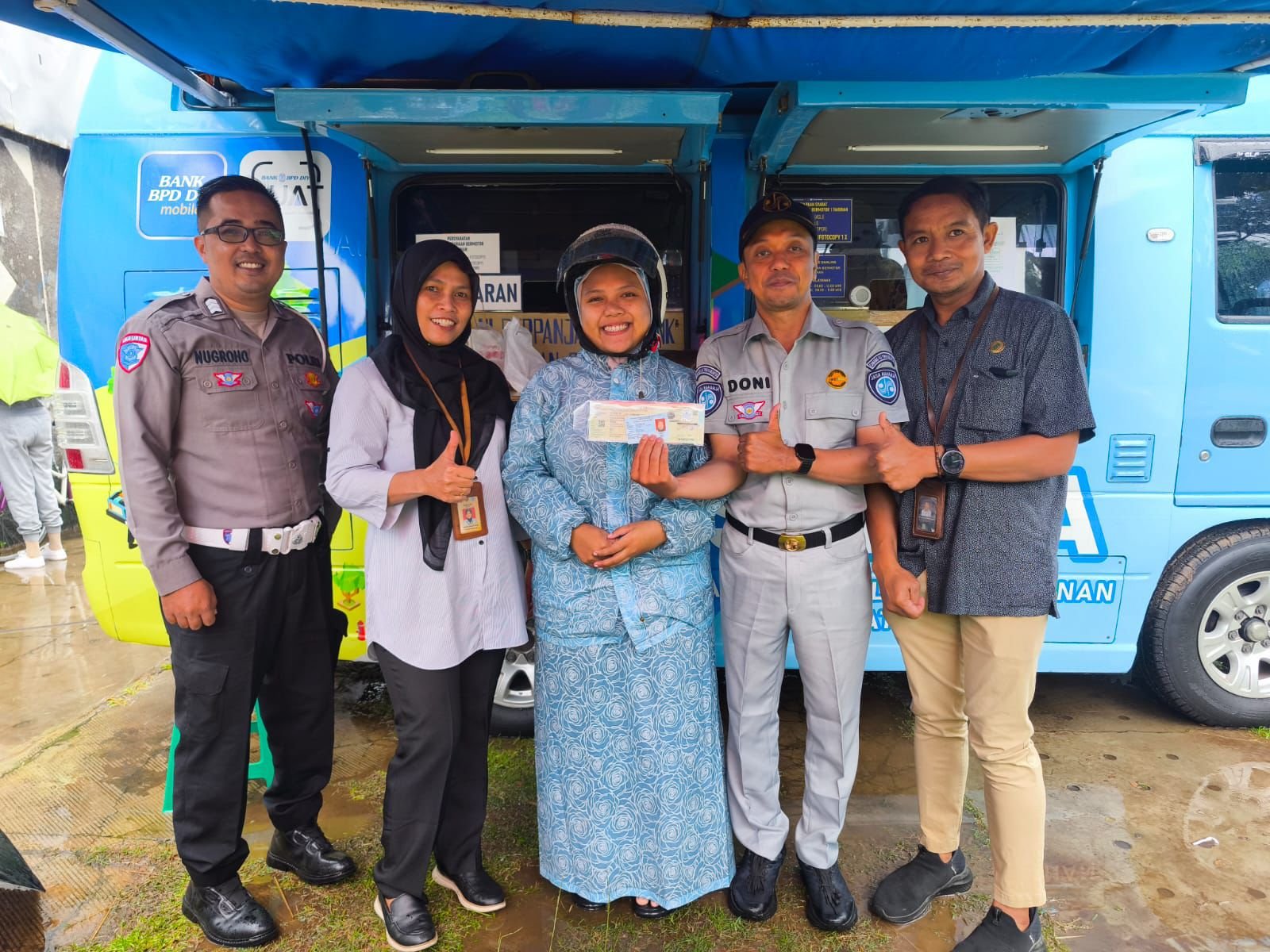 Samsat Bantul dan Jasa Raharja Dekatkan Pelayanan ke Masyarakat Gelar Samsat Keliling di Stadion Sultan Agung