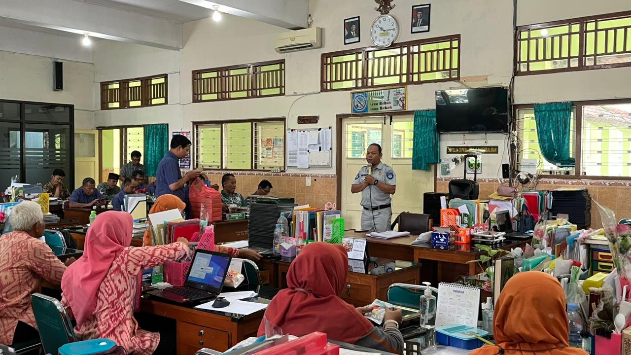 Jasa Raharja Sukoharjo Gelar PPKL di SMK Negeri 1 Karanganyar