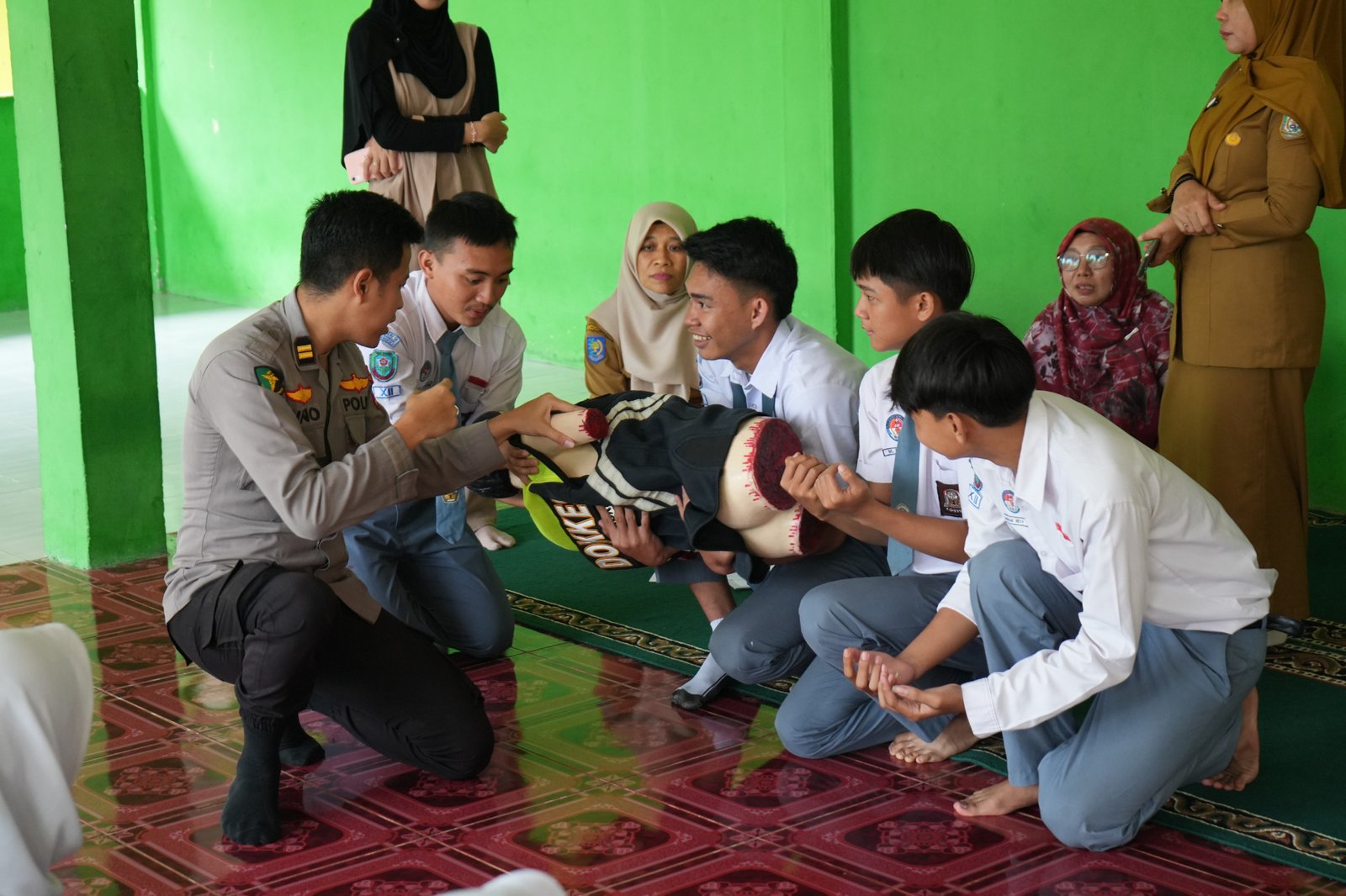 Jasa Raharja Bengkulu Gelar Pelatihan PPGD bagi Siswa SMA Negeri 10 Kota Bengkulu