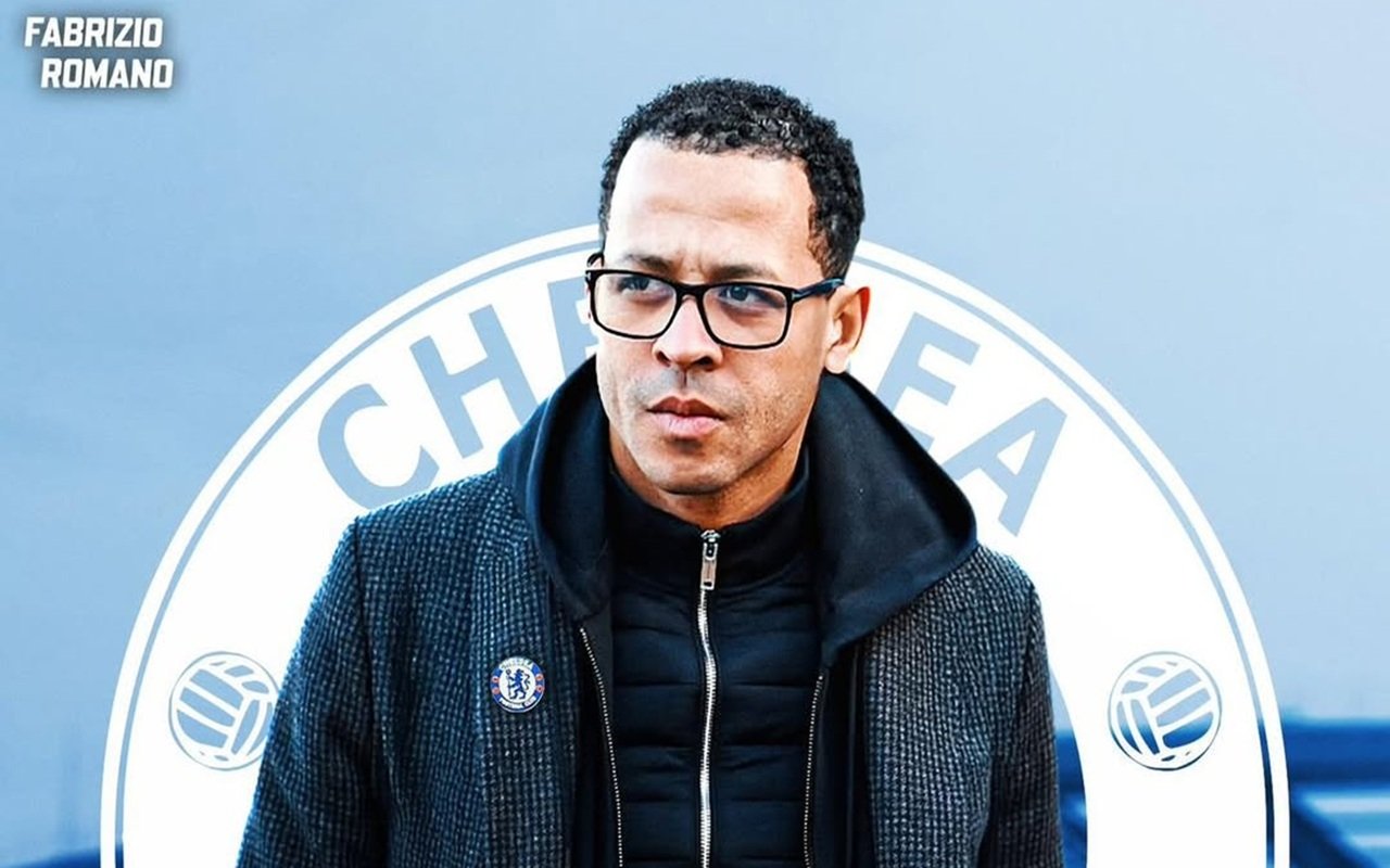 Chelsea Resmi Tunjuk Liam Rosenior sebagai Pelatih Kepala hingga 2032