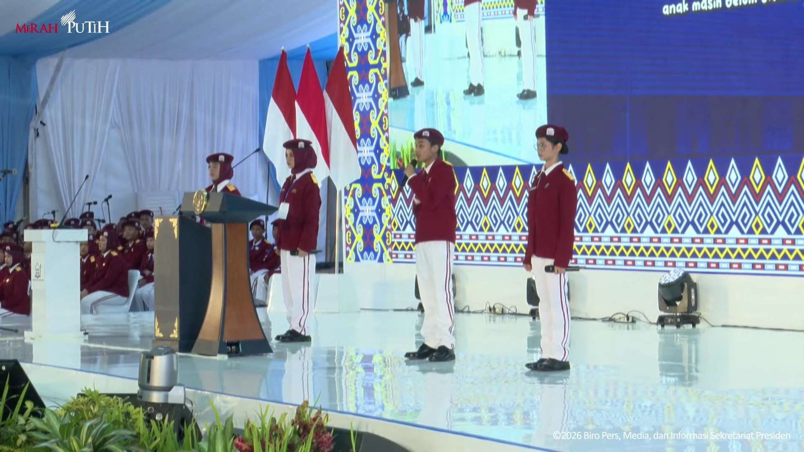 Presiden Kagum Siswa Sekolah Rakyat Kuasai Bahasa Asing: Siap Saing Global