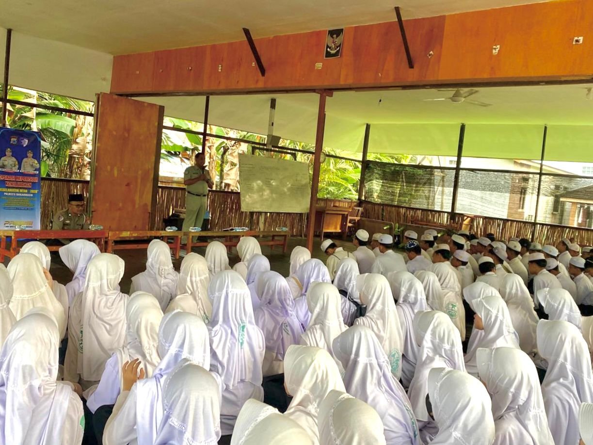 Peduli Generasi Muda Berkeselamatan, Jasa Raharja Kalsel Edukasi Santri Takhashush Diniyah