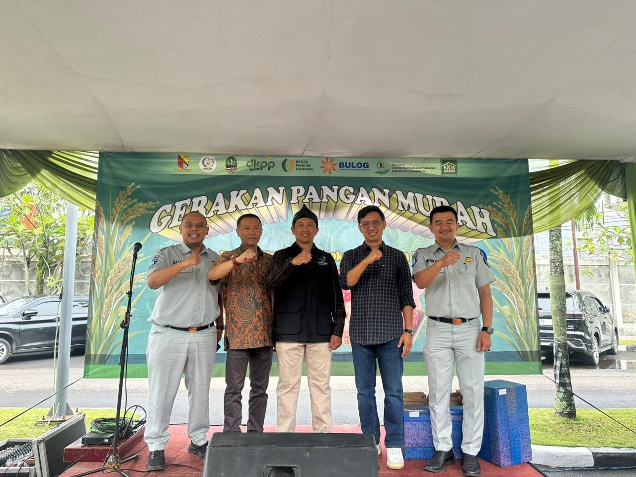 Jasa Raharja Kanwil Jabar Turut Sukseskan Kegiatan Bazzar Pangan Murah di Samsat Soreang