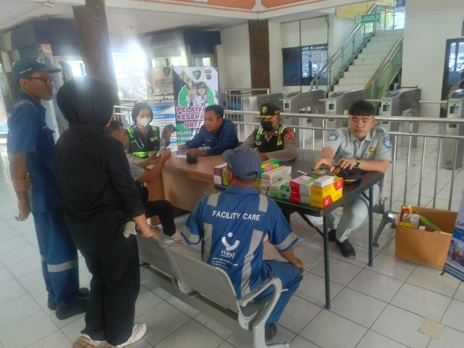 Jasa Raharja Singaraja dan Dokkes Polres Jembrana Laksanakan MUKL dalam Rangka Arus Balik Mudik Lebaran di Pelabuhan Gilimanuk