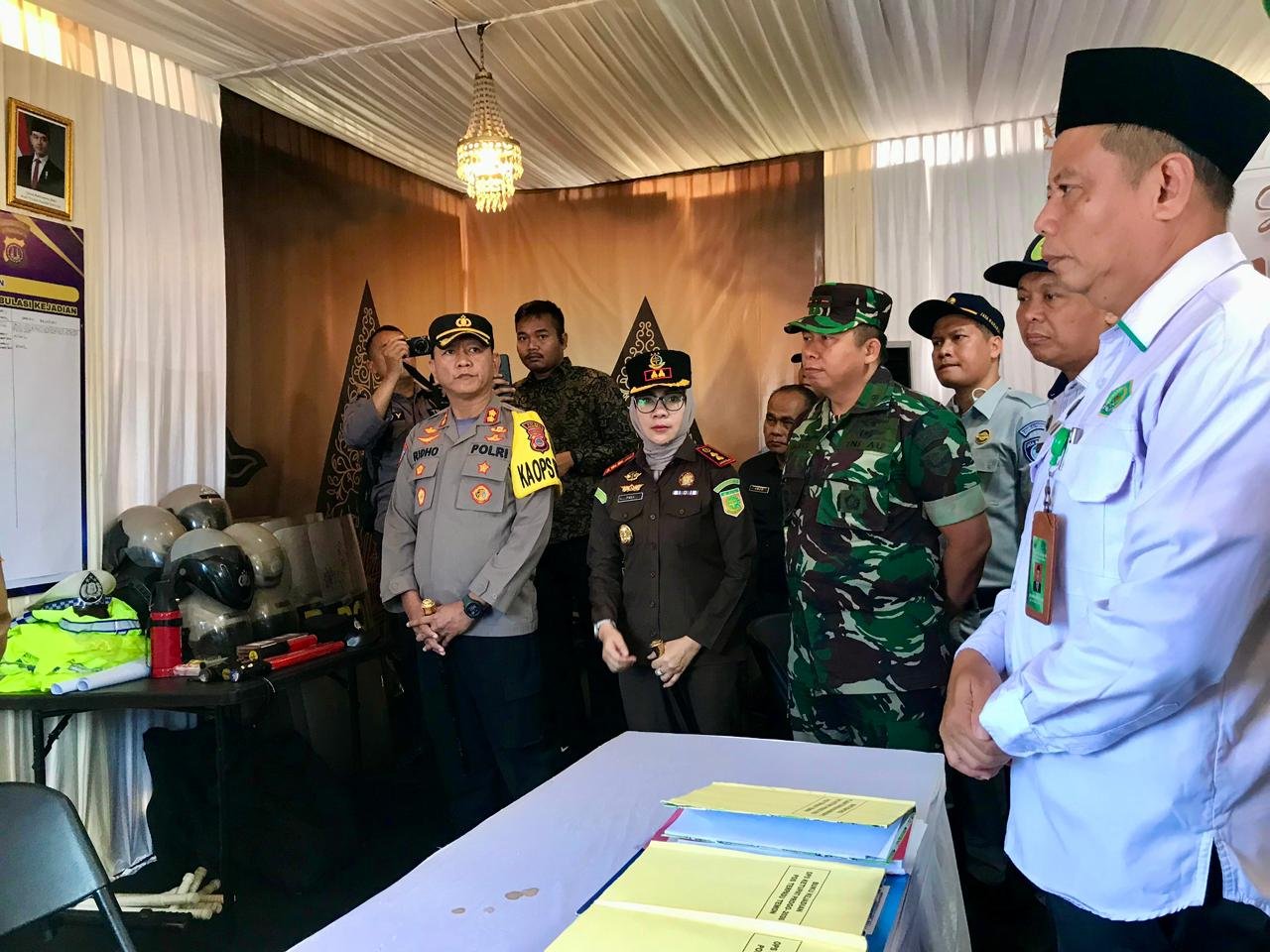 Pastikan Layanan Pemudik Optimal, Bupati Kulon Progo dan Forkopimda Kunjungi Posyanter Temon