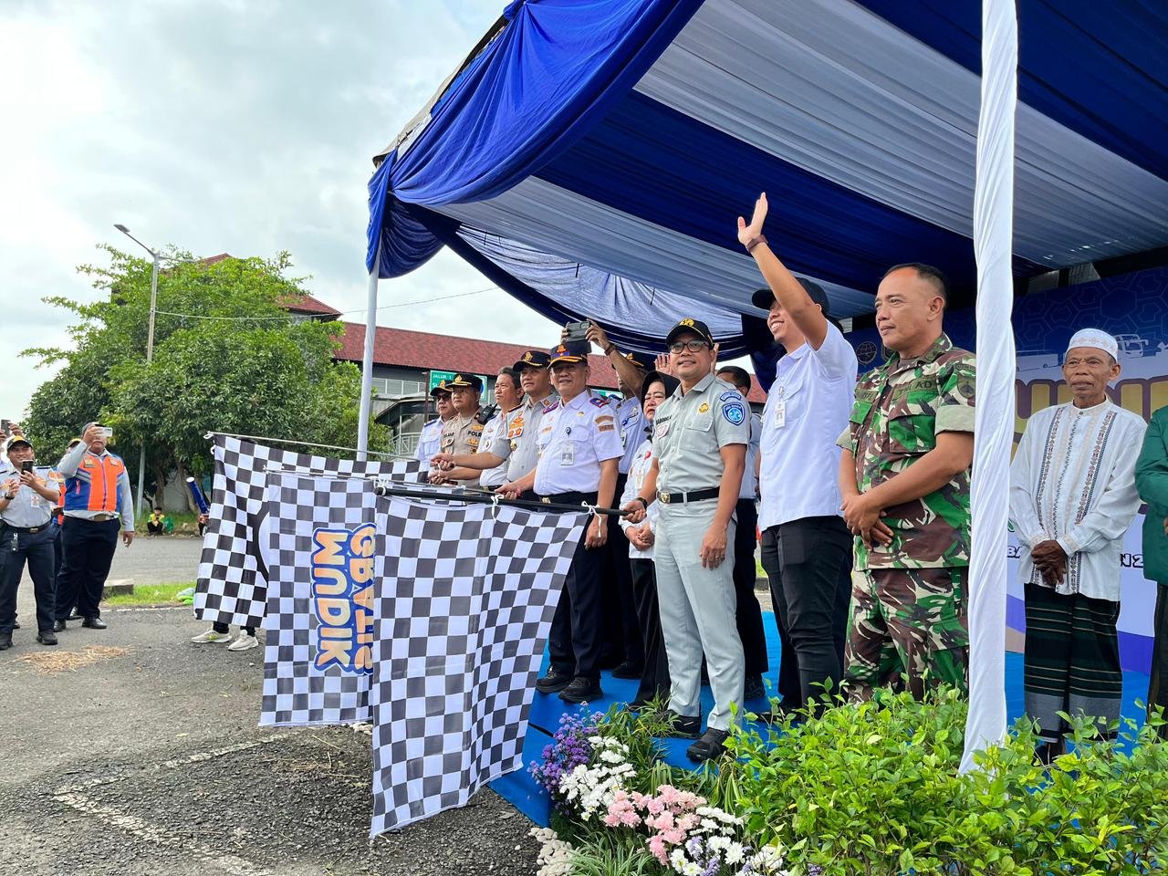 Flag Off Pelepasan Peserta Angkutan Balik Mudik Gratis Kementrian Perhubungan Tahun 2026 / 1447 H