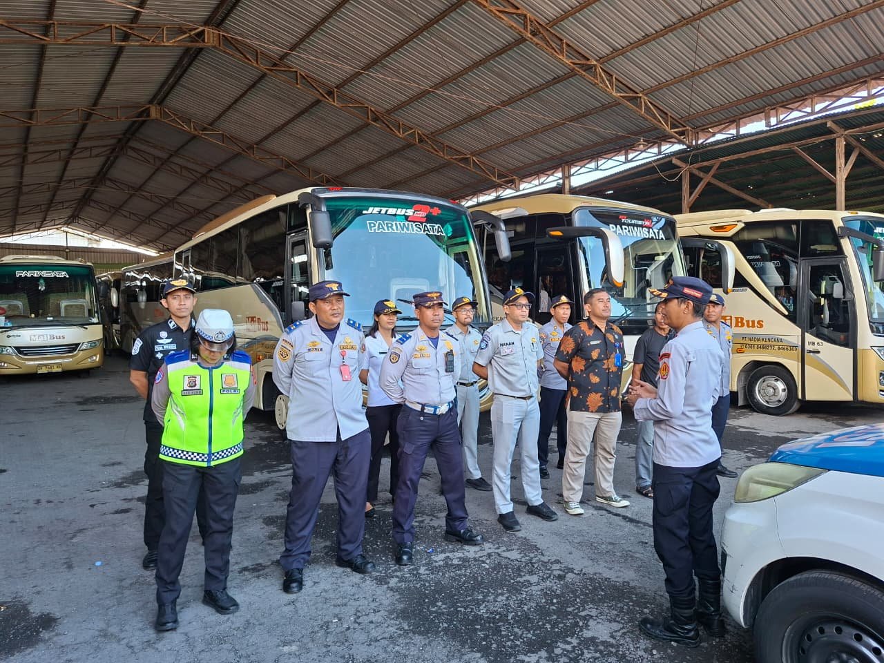 Jasa Raharja Bali Bersama Instansi Terkait Laksanakan Ramp Check di PO Mai Bus Denpasar