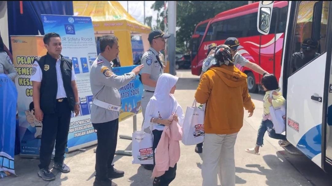 Jasa Raharja Wilayah Lampung Sambut Peserta Mudik Gratis di Terminal Rajabasa, Wujudkan Perjalanan Aman dan Nyaman