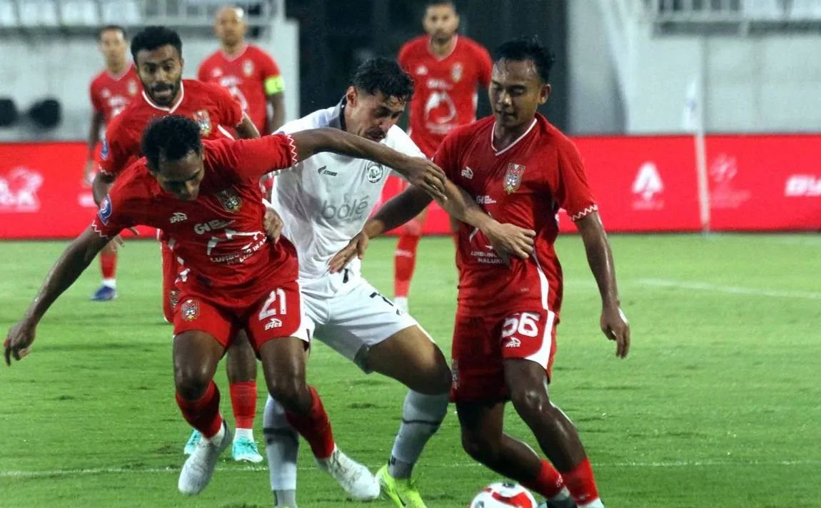 Malut United vs Arema FC 1-1: Hendri Susilo Soroti Stamina Pemain