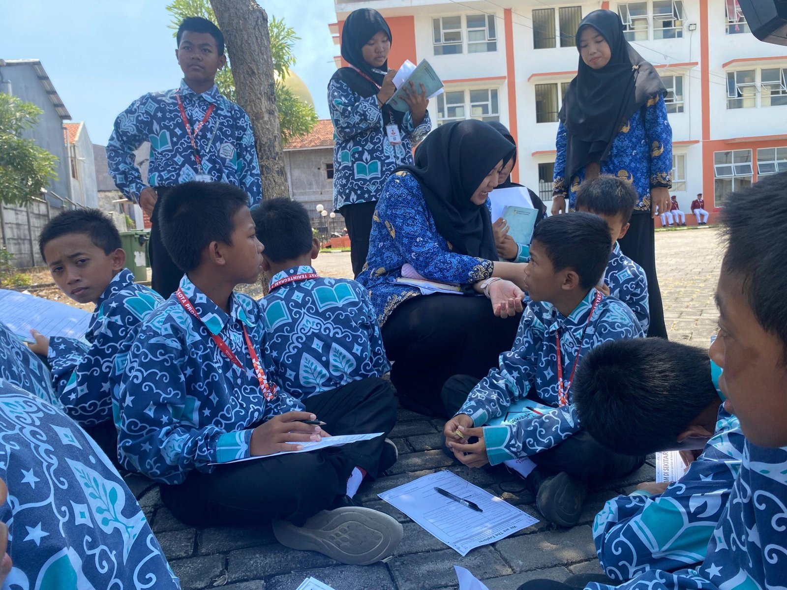 Tantangan Guru di Sekolah Rakyat, Dari Bangun Kepercayaan hingga Motivasi Siswa