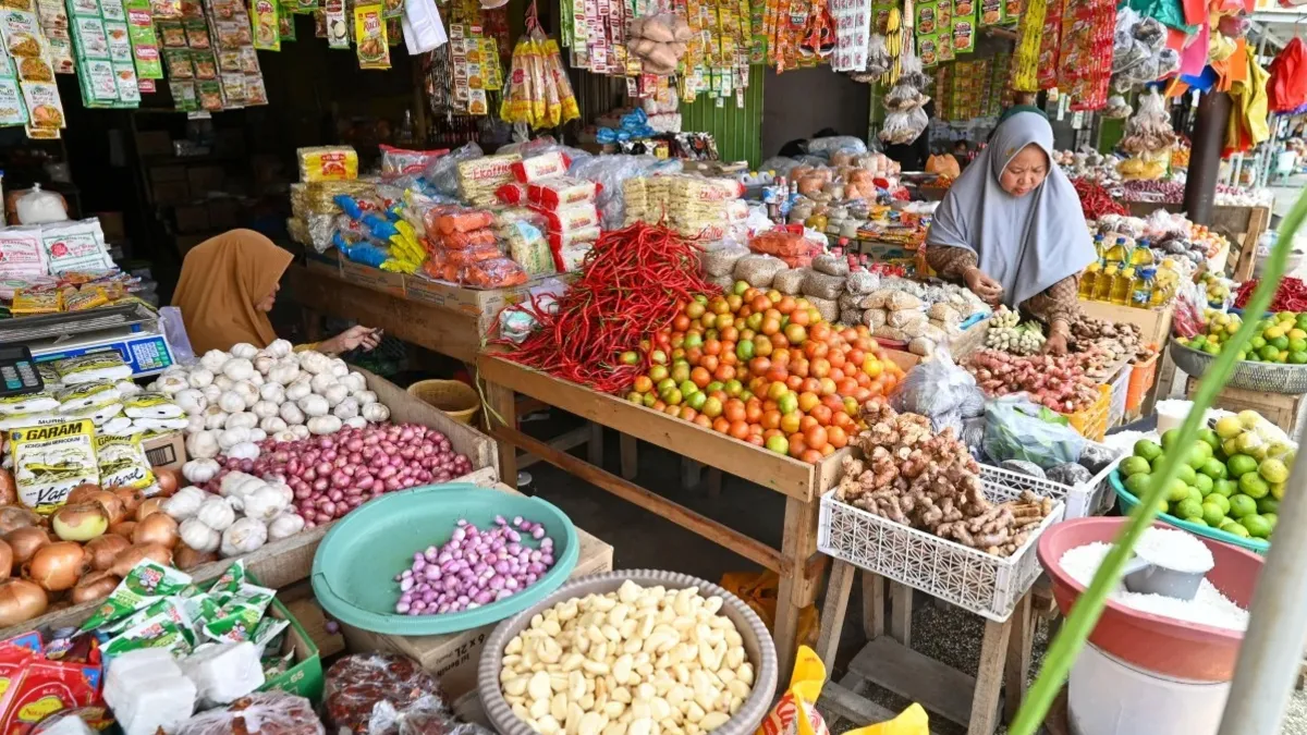 Update Harga Pangan: Cabai Rawit Anjlok, Telur Ayam Stabil di Rp32.500