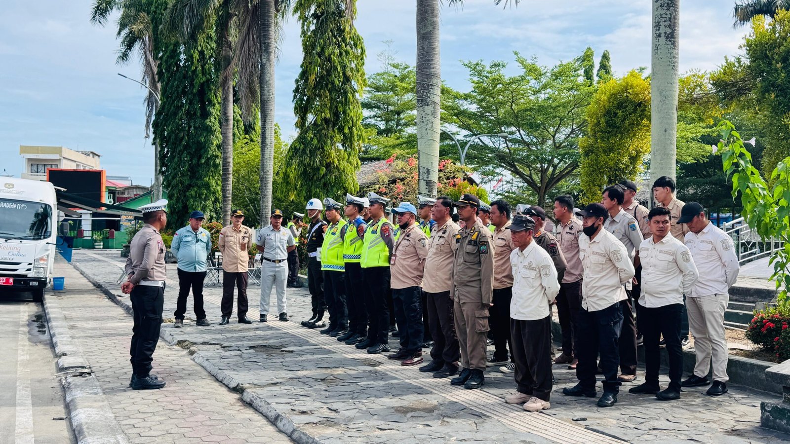 Sinergi PT Jasa Raharja, Samsat dan Stakeholder Terkait di Wilayah Nunukan Perkuat Kepatuhan Pajak Kendaraan Melalui Operasi Gabungan