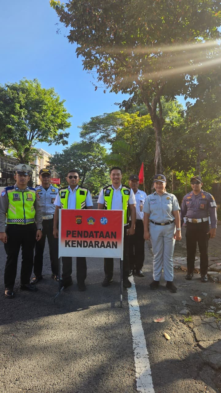 Operasi Gabungan Wilayah Denpasar: Tingkatkan Kepatuhan dan Keselamatan Berkendara dengan Pendekatan Humanis