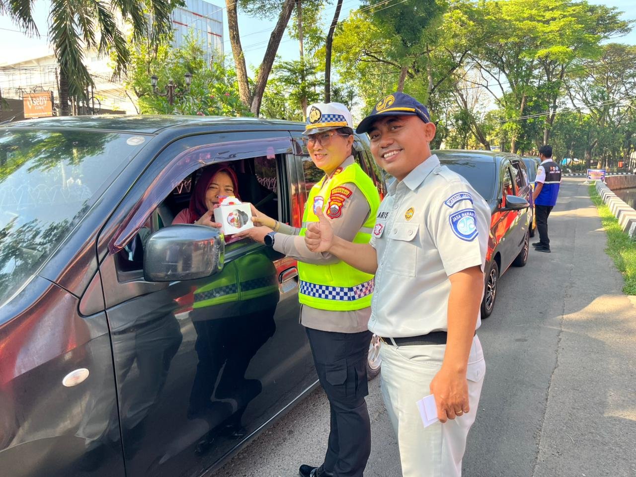 Tim Pembina Samsat Semarang Intensifkan Sosialisasi Kepatuhan Pajak di Kawasan Sam Poo Kong