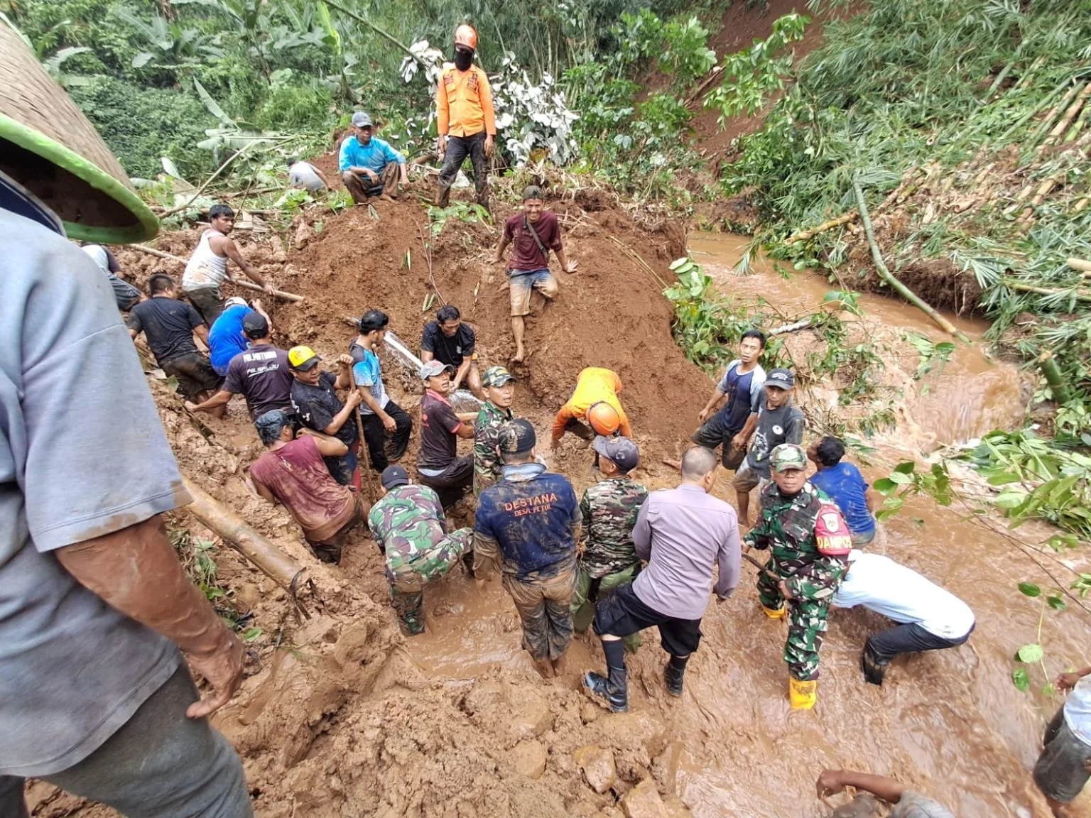 Longsor di Dramaga Bogor Tewaskan Satu Warga