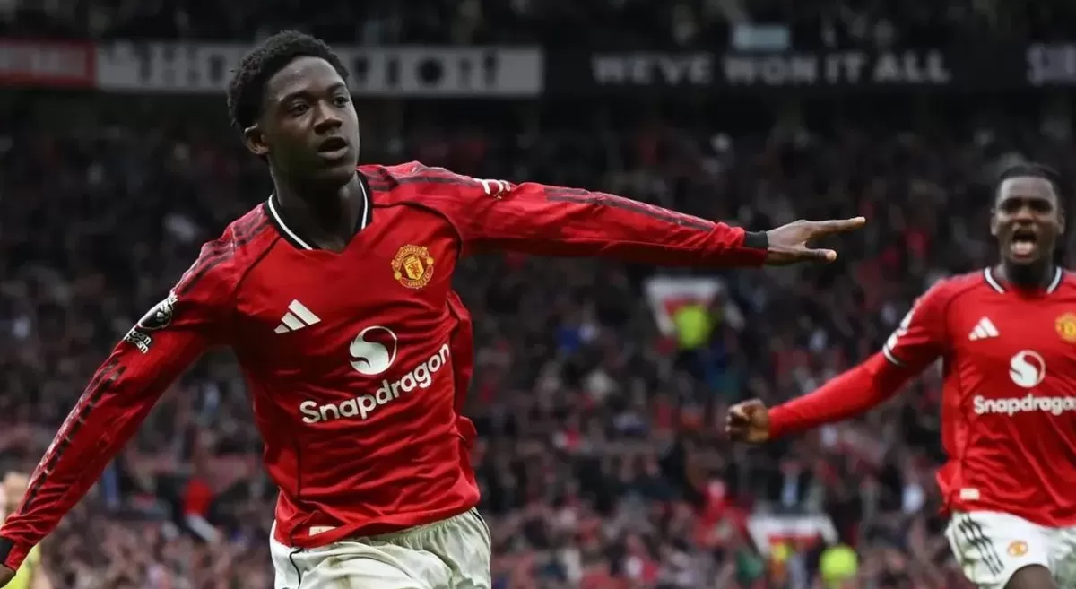 Manchester United Tekuk Liverpool 3-2, Gol Mainoo Pastikan Tiket Liga Champions