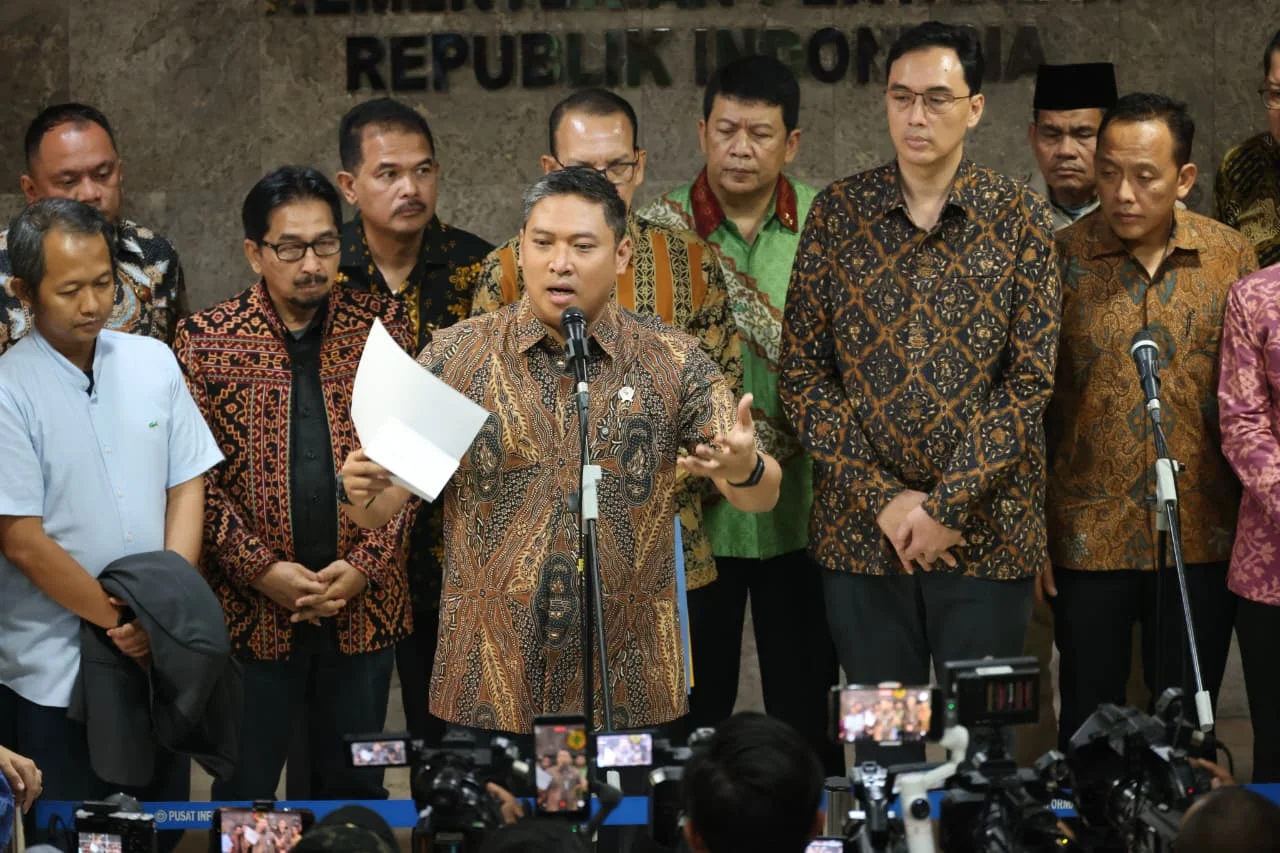 Wamentan Minta Industri Sawit Jaga Harga TBS Petani