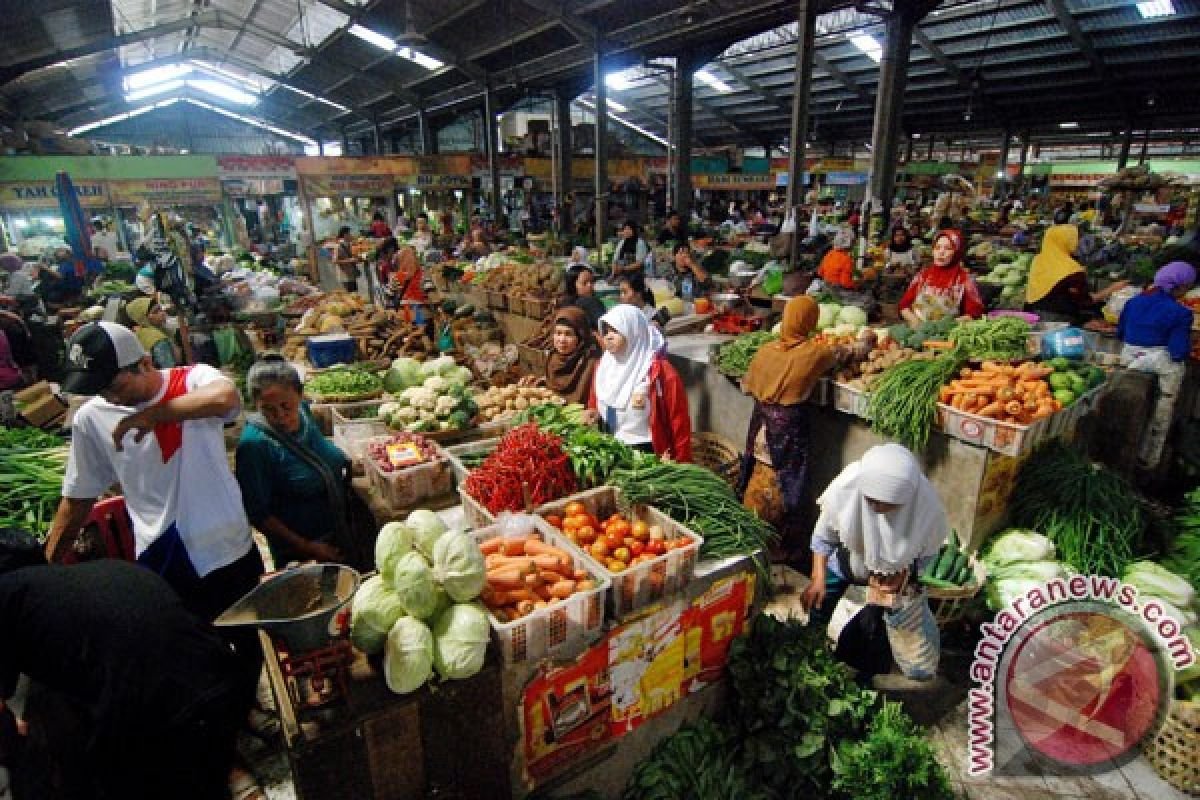 Harga Pangan Nasional Hari Ini: Cabai Rawit Masih Tinggi, Minyak Goreng Rp20.700