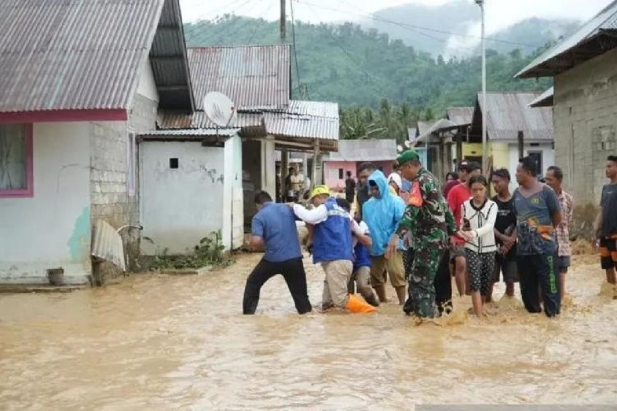 Gorontalo Utara Tetapkan Status Tanggap Darurat Usai Banjir Bandang Rendam Lima Desa