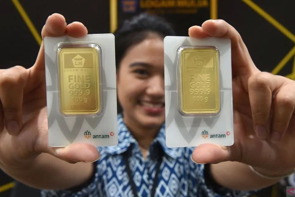 Harga Emas Antam Hari Ini Stabil di Rp2,799 Juta per Gram