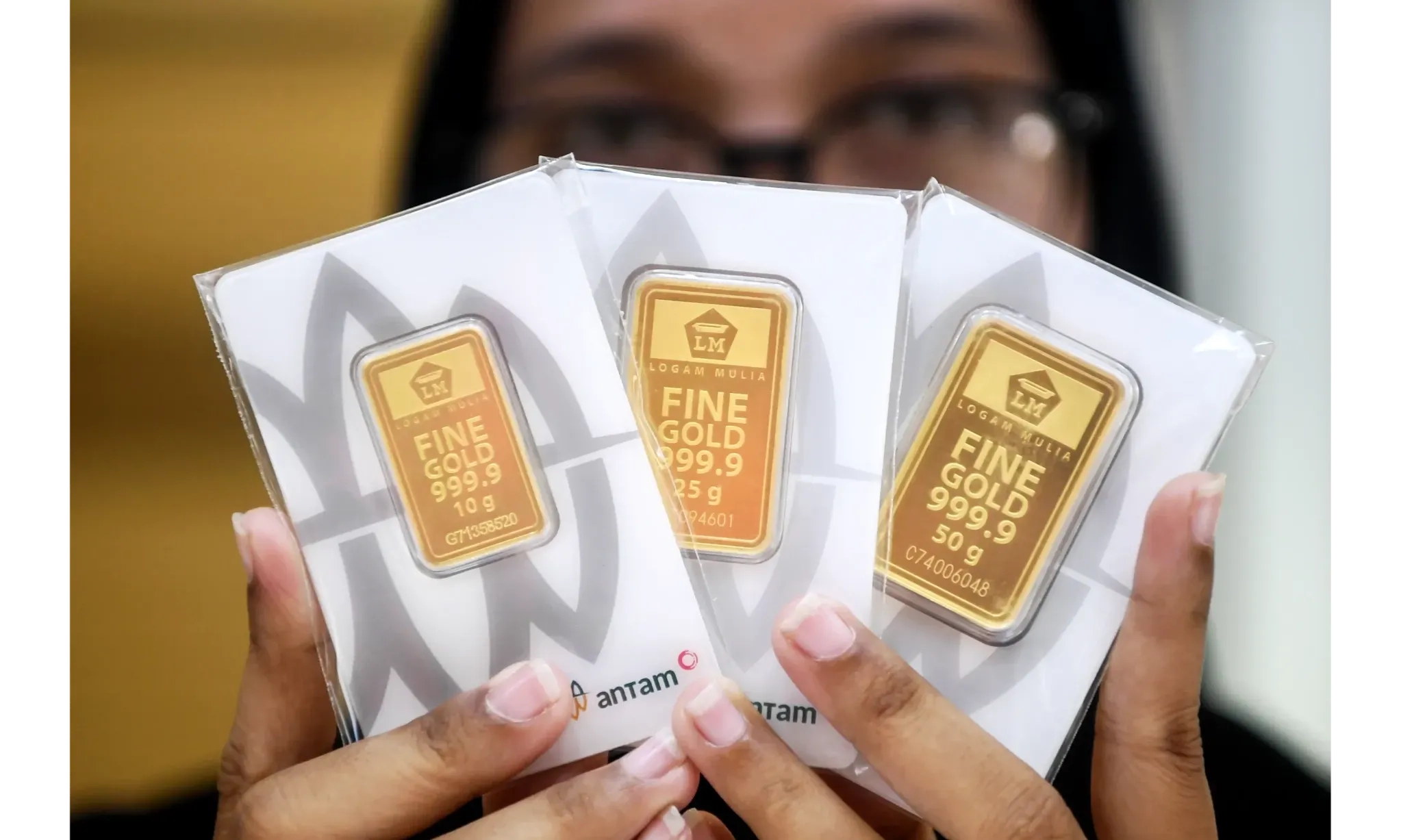 Emas Antam Tak Bergerak, Harga Buyback Tetap Rp2,584 Juta per Gram