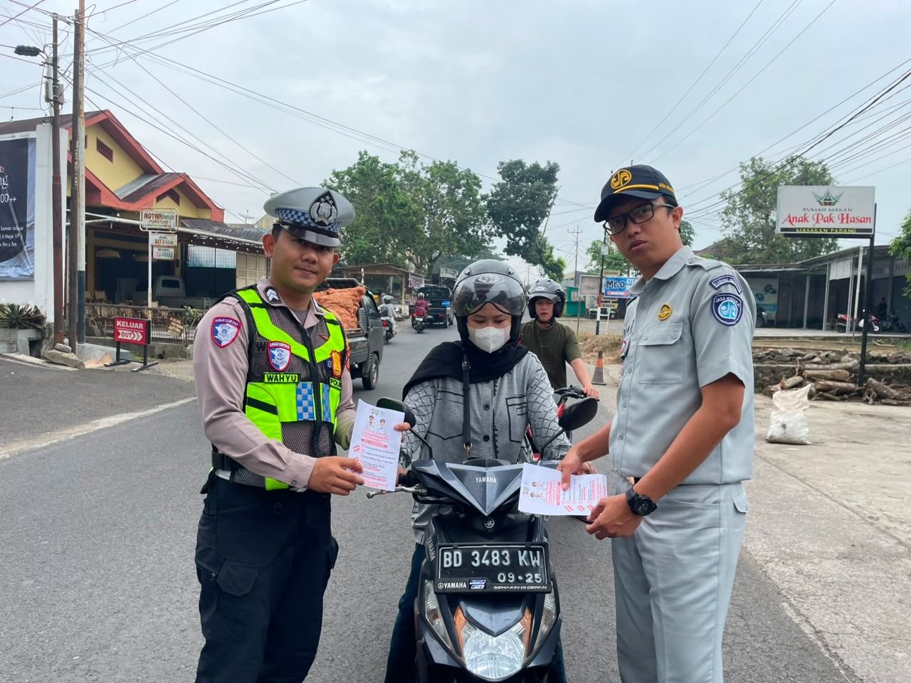 Jasa Raharja Bersama Satlantas Polres Rejang Lebong Gencarkan Sosialisasi Kepatuhan Pajak Kendaraan Bermotor