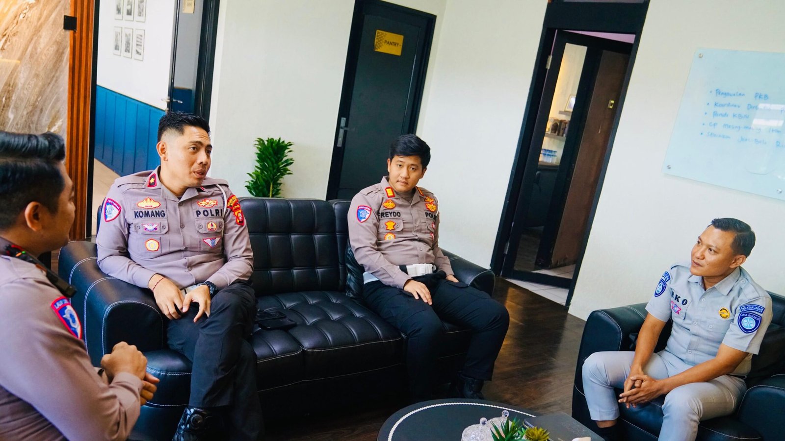 Tingkatkan Pelayanan Korban Kecelakaan, Jasa Raharja dan Kasatlantas Polres Metro Bekasi Lakukan Koordinasi Strategis