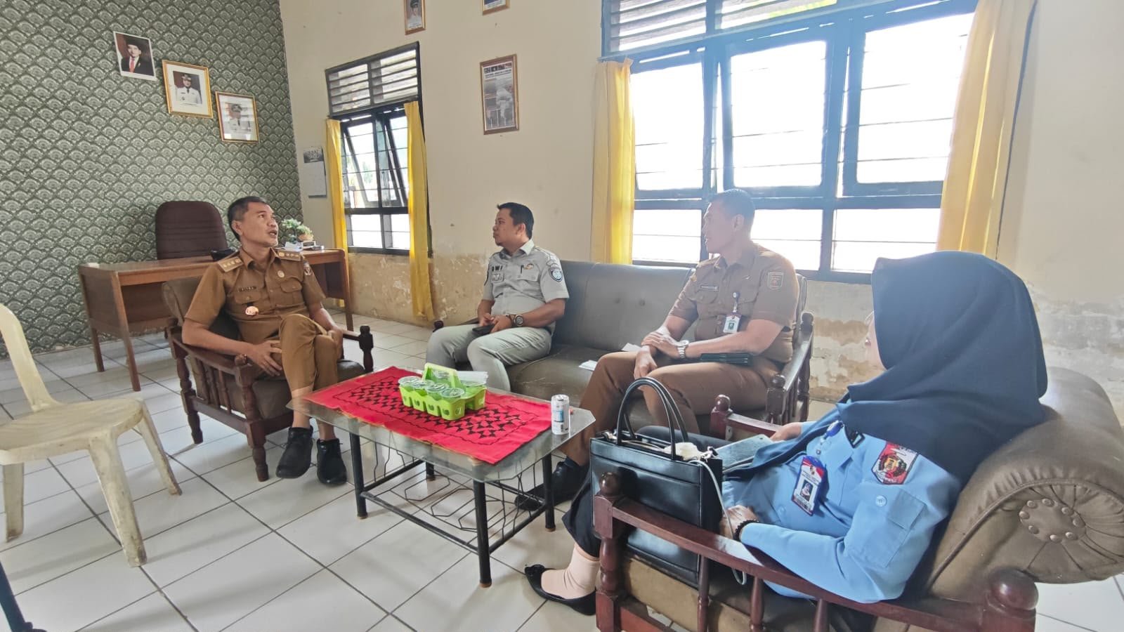 Kepala Jasa Raharja Cabang Kotabumi Tinjau Layanan Samsat Desa Bukit Kemuning