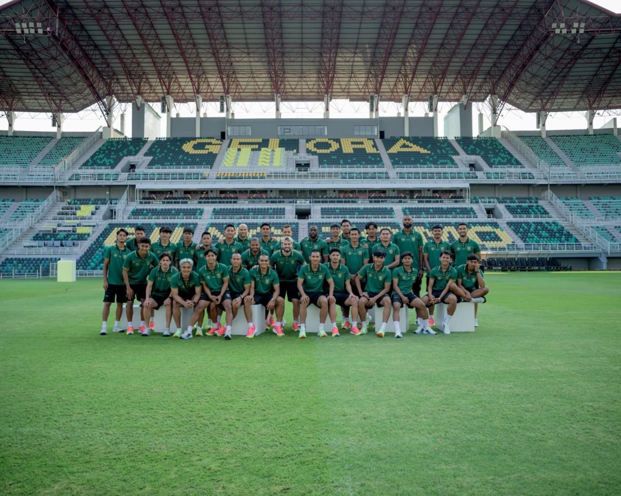 Persebaya Perkenalkan 36 Pemain Jelang Piala Presiden 2026 dan Super League