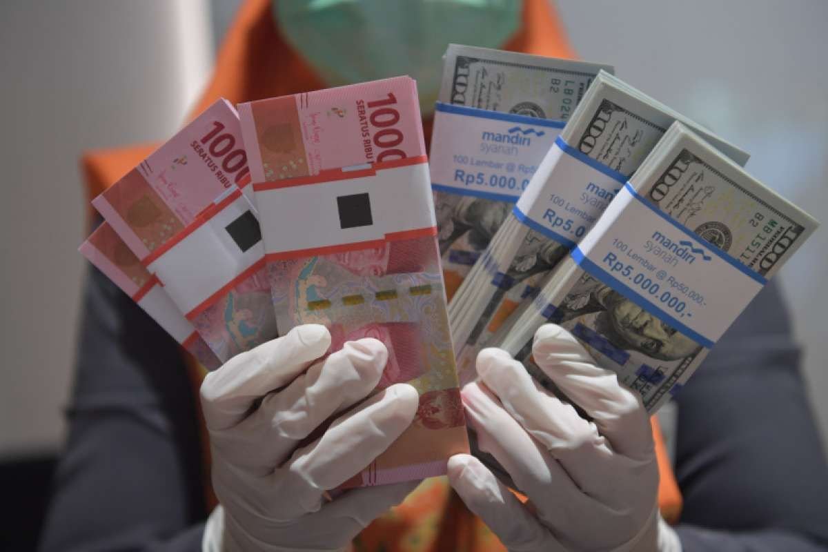 Rupiah Menguat ke Rp18.074 per Dolar AS pada Perdagangan Jumat Pagi