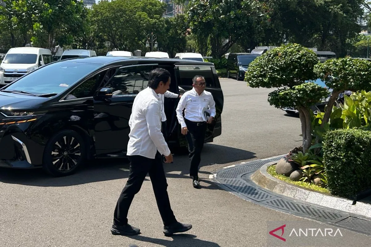Prabowo Gelar Ratas Bahas Program Strategis Perguruan Tinggi, Kampus Diminta Dukung Kebijakan Nasional