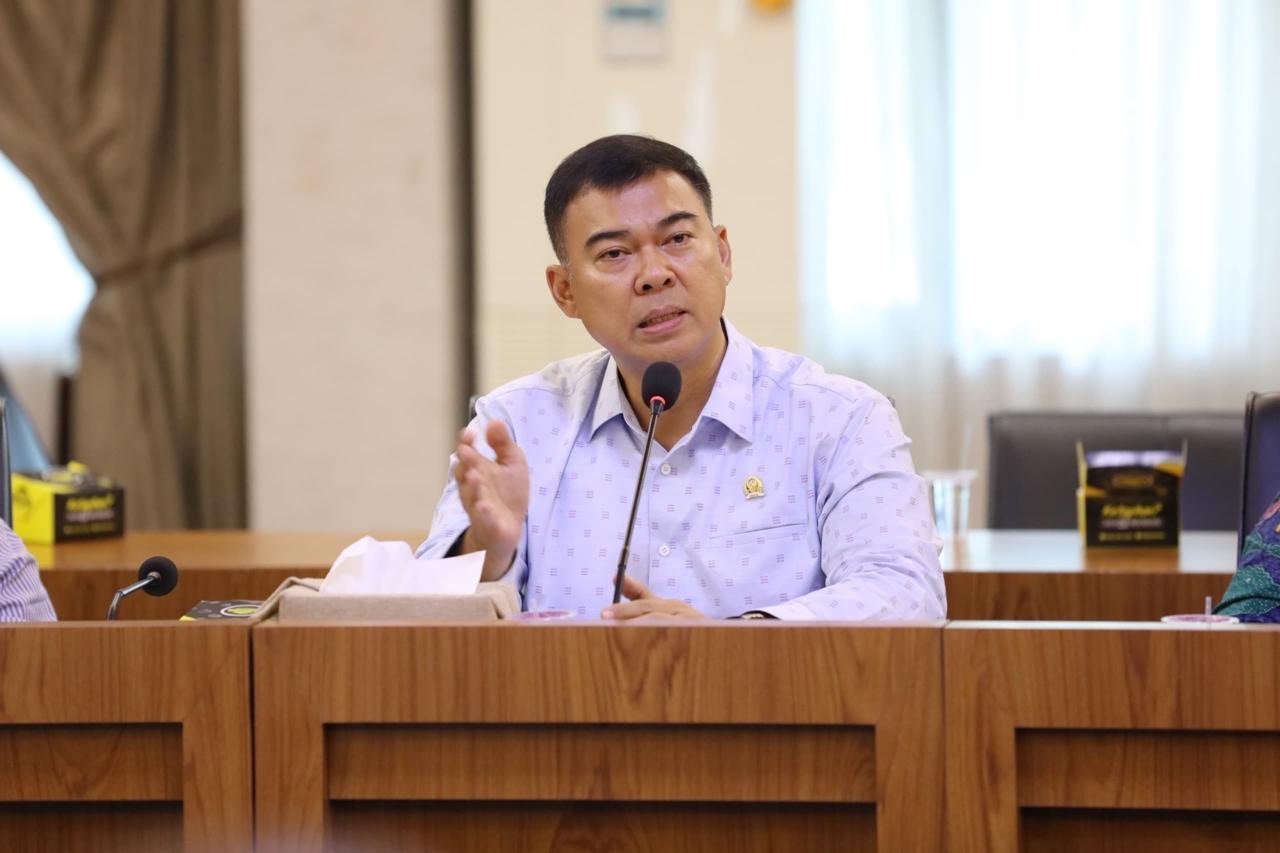 Cegah Korupsi Kepala Daerah, Komisi II Minta Parpol Evaluasi Sistem Rekrutmen
