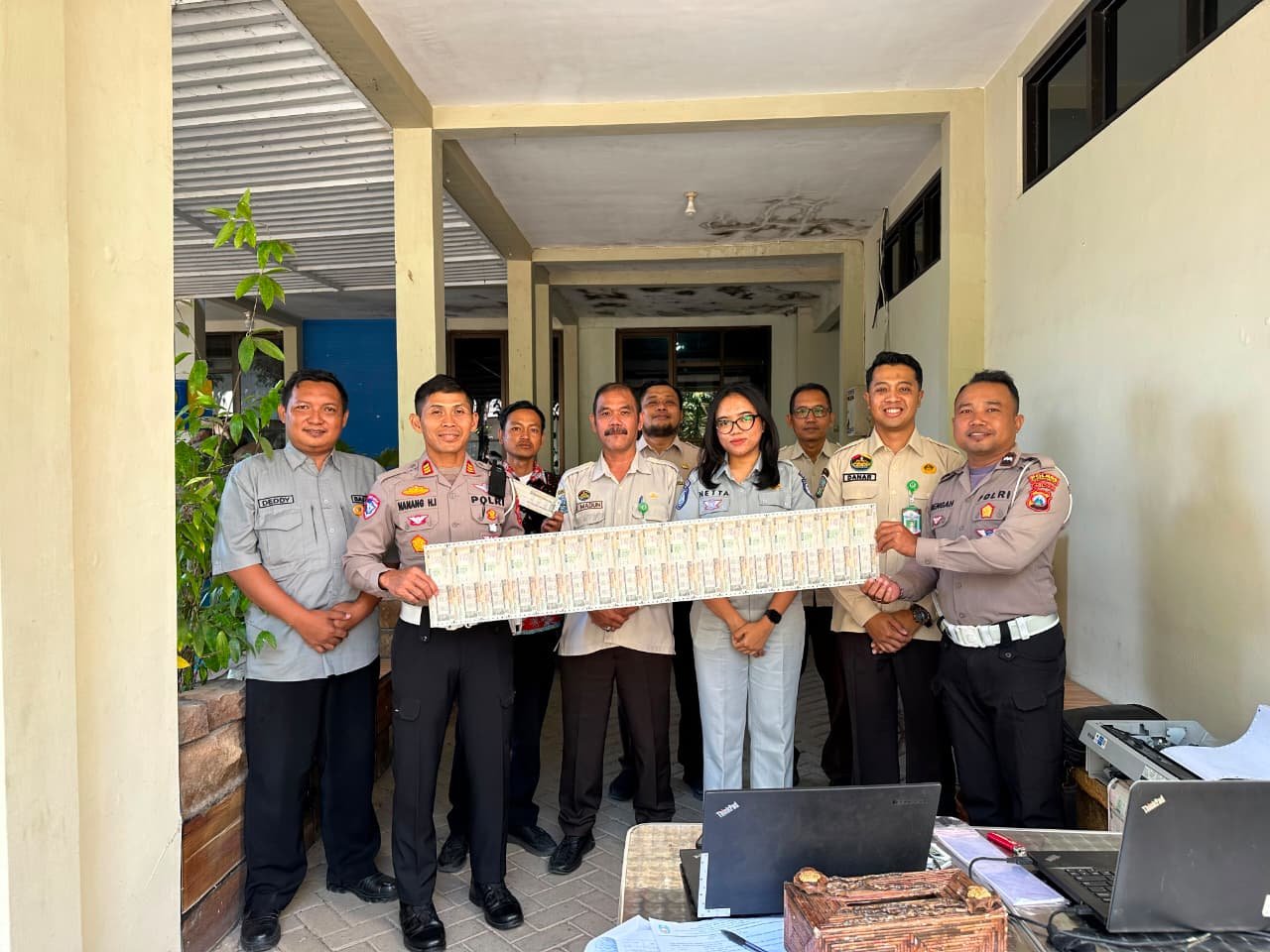 Samsat Portal, Jemput Bola Pelayanan Samsat Hadir di Dinas PUPR Situbondo