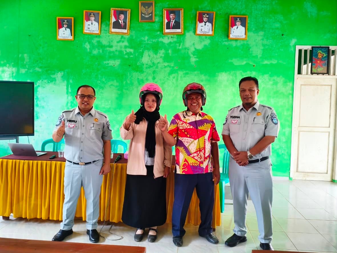 Jasa Raharja Sosialisasikan PPKL dan Program Keringanan Pajak di SMAN 1 Pekalongan