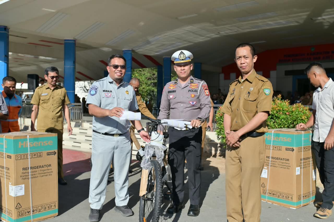 Apresiasi Patuh Pajak: Jasa Raharja dan Bupati Maros Serahkan Hadiah Gebyar Pendapatan Sulsel 2026 Tahap I
