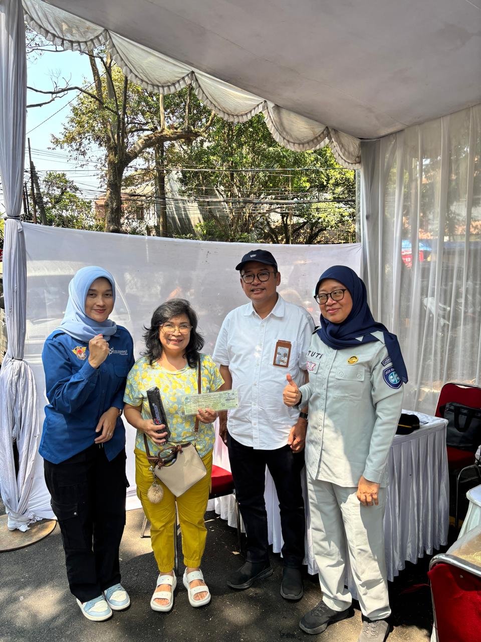 Berikan Kemudahan dan Keuntungan Bagi Wajib Pajak, Kolaborasi Jasa Raharja Bandung Bersama Tim Pembina Samsat Padjajaran Gelar Pemeriksaan PKB dan SWDKLLJ