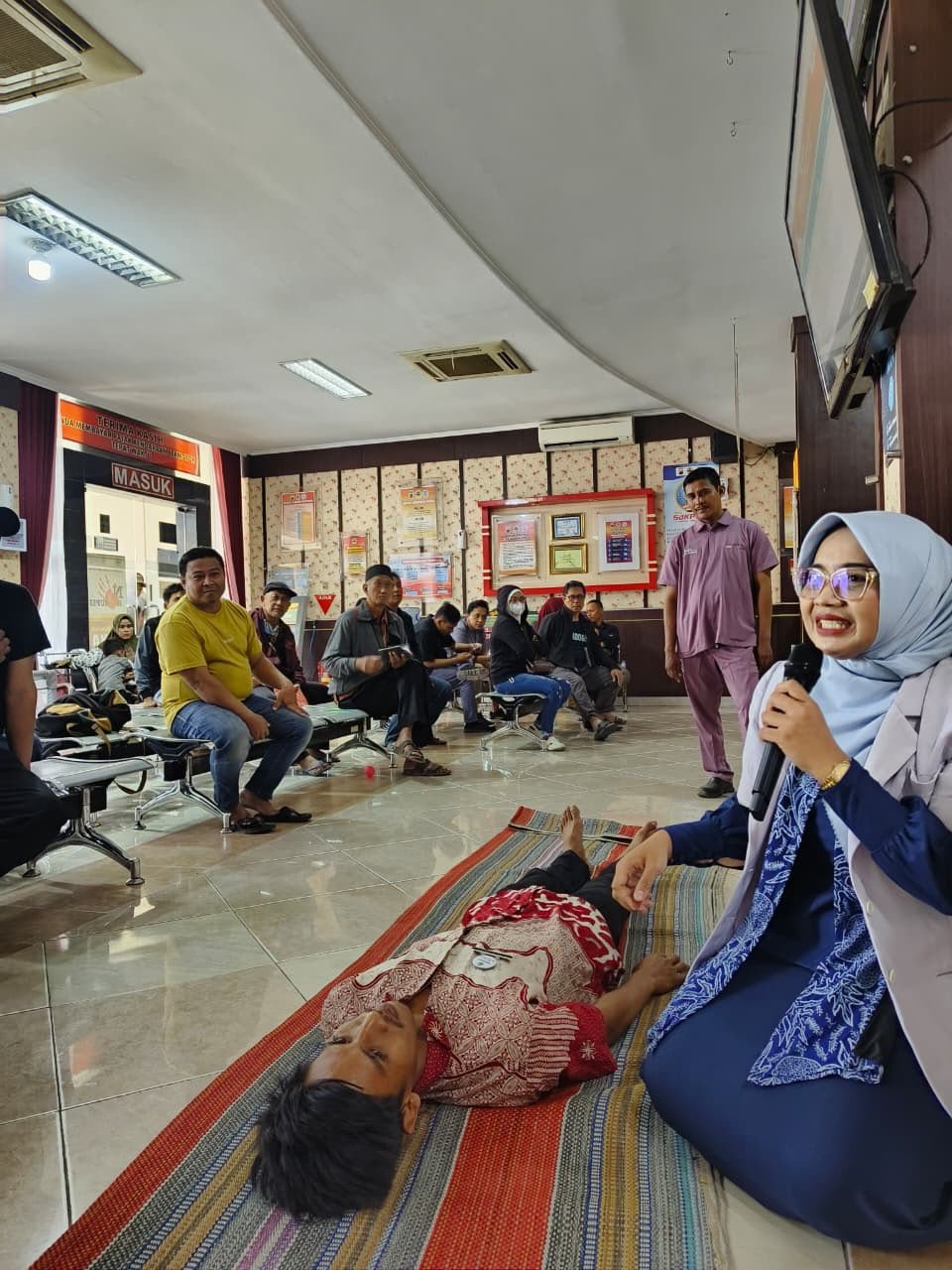 Jasa Raharja Tingkatkan Kesiapsiagaan Masyarakat melalui Sosialisasi PPGD di Samsat Demak