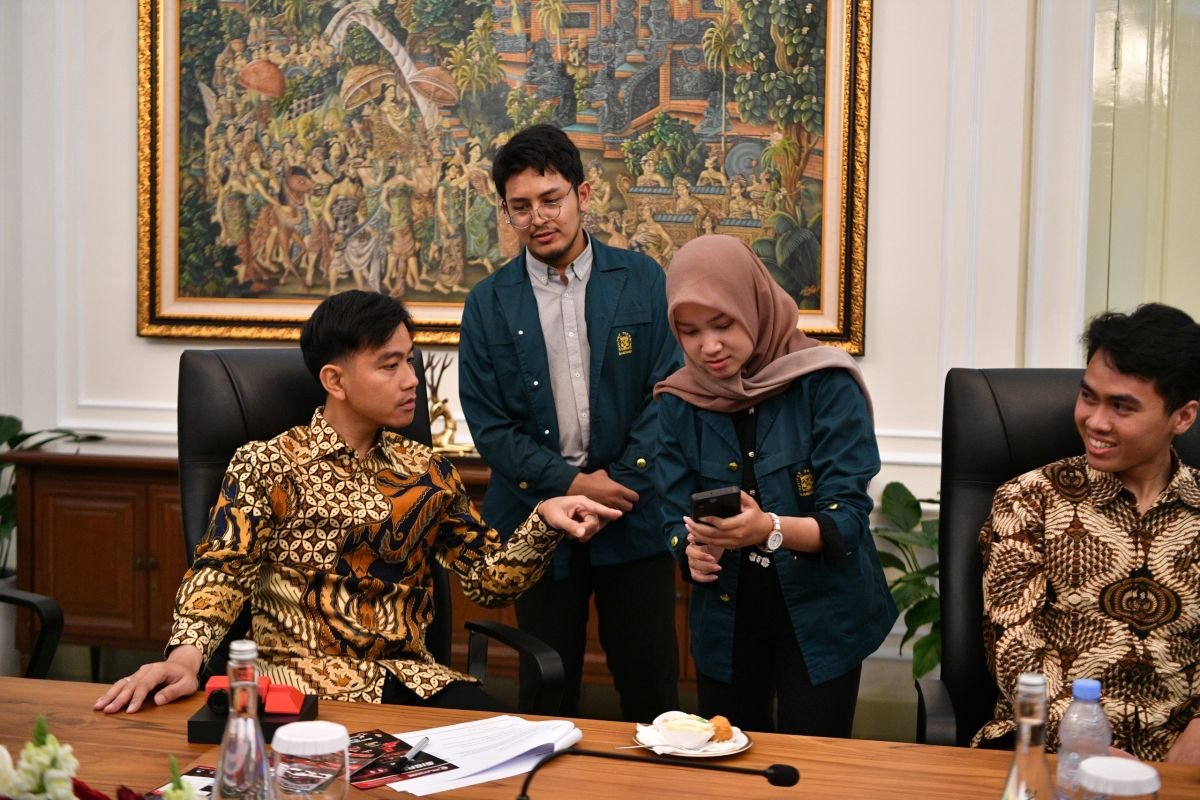 Bertemu Mahasiswa ITB, Wapres Gibran Dukung Inovasi Masuk Dunia Industri