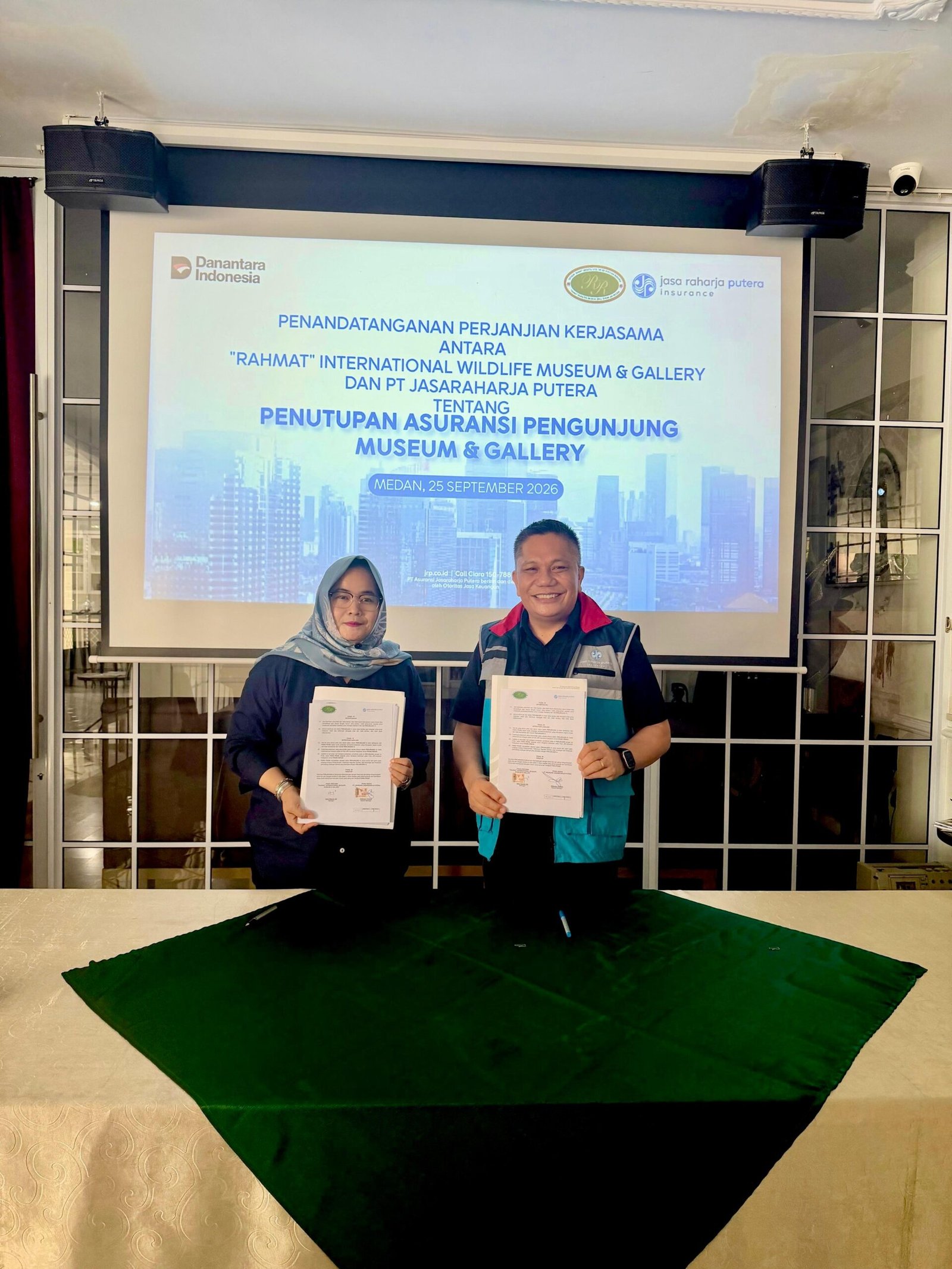 Tingkatkan Perlindungan dan Kenyamanan Pengunjung, “Rahmat” International Wildlife Museum & Gallery Resmikan Kerja Sama Asuransi dengan PT Asuransi Jasaraharja Putera