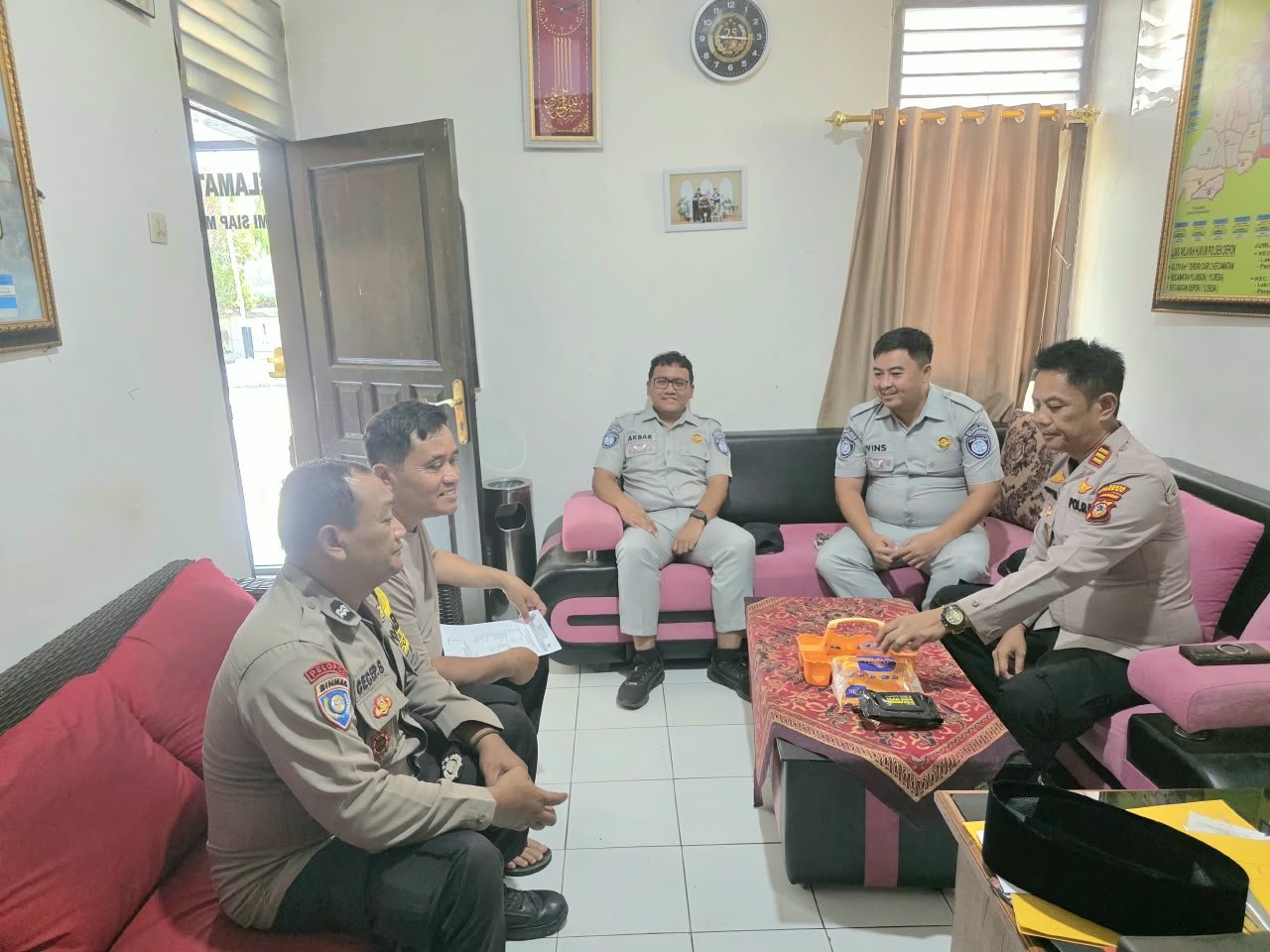 Upaya Peningkatan Keselamatan Lalu Lintas, PT Jasa Raharja (Persero) Cabang Cirebon Gelar Forum Komunikasi Lalu Lintas (FKLL) di Polresta Cirebon