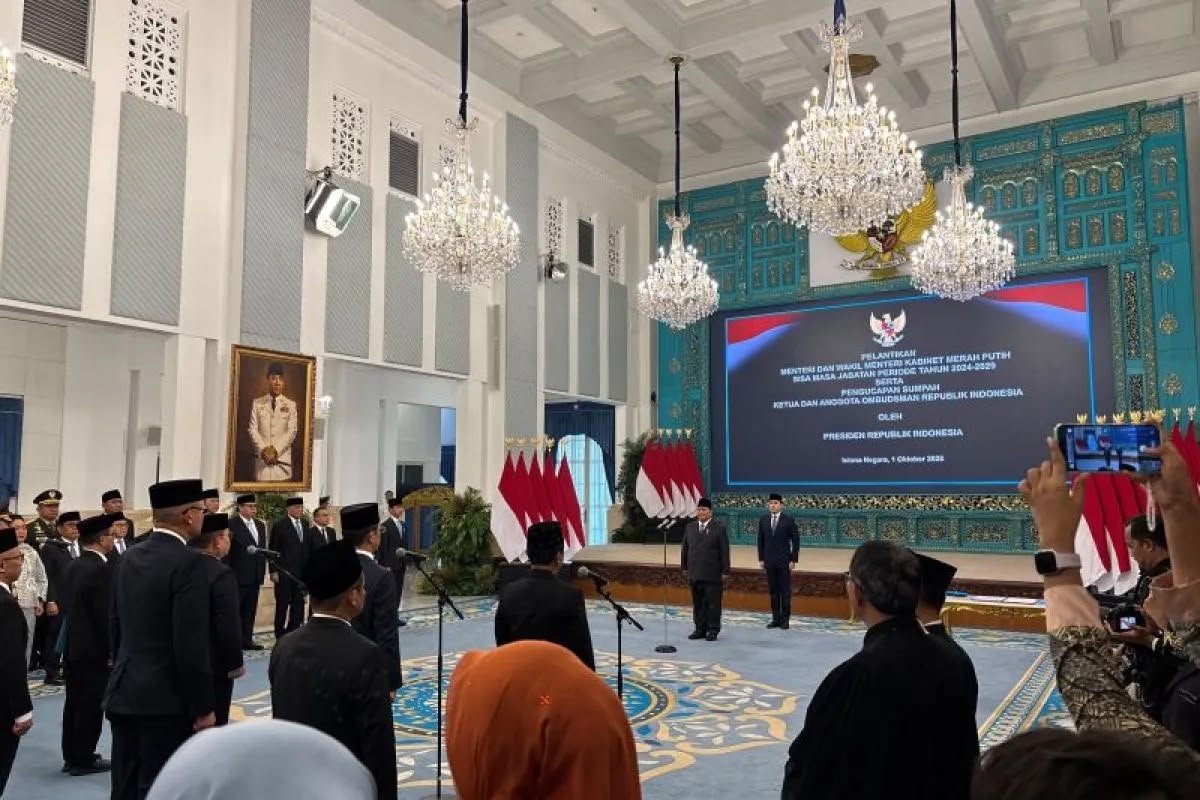 Sugiono Dilantik Presiden sebagai Menko PMK Gantikan Pratikno