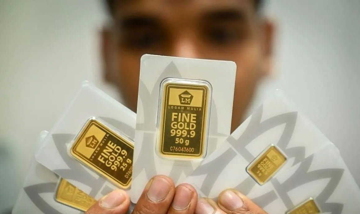 Update Harga Emas Antam Sabtu: Turun Rp2.000 Jadi Rp2,574 Juta per Gram