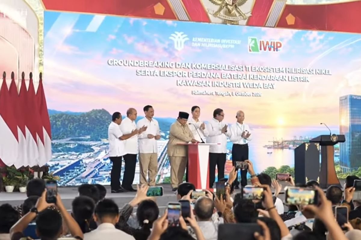 Prabowo Resmikan 11 Proyek Hilirisasi Senilai Rp180 Triliun di Maluku Utara