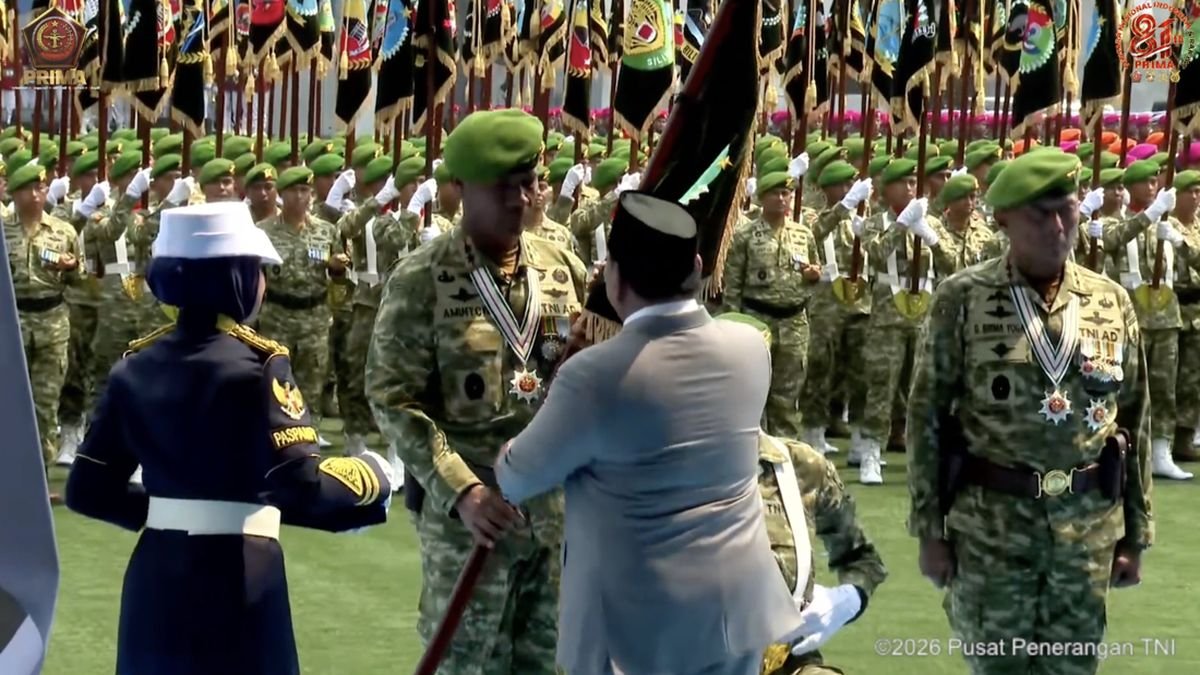 Prabowo Resmikan 204 Satuan Baru TNI dan Lantik Enam Pangdam