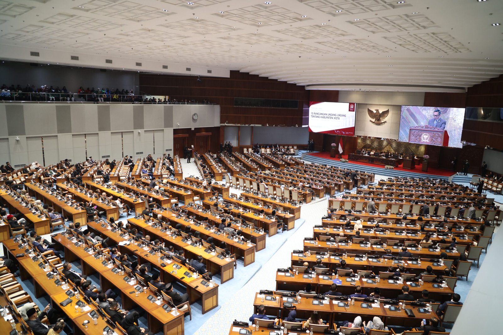 DPR Tetap Bahas RUU Pemilu saat Reses, Lebih dari 10 Isu Jadi Sorotan
