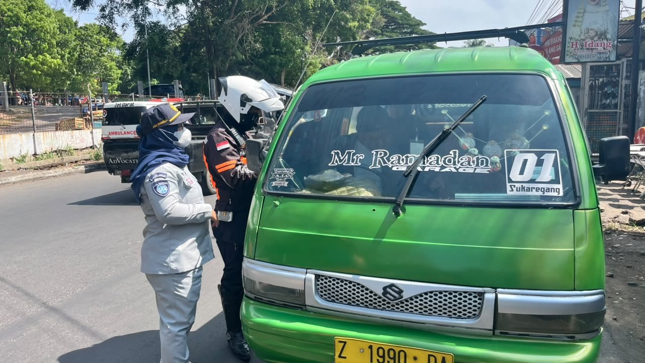 Tim Pembina Samsat Garut Gelar Operasi Gabungan di Kerkof, 719 Kendaraan Diberhentikan