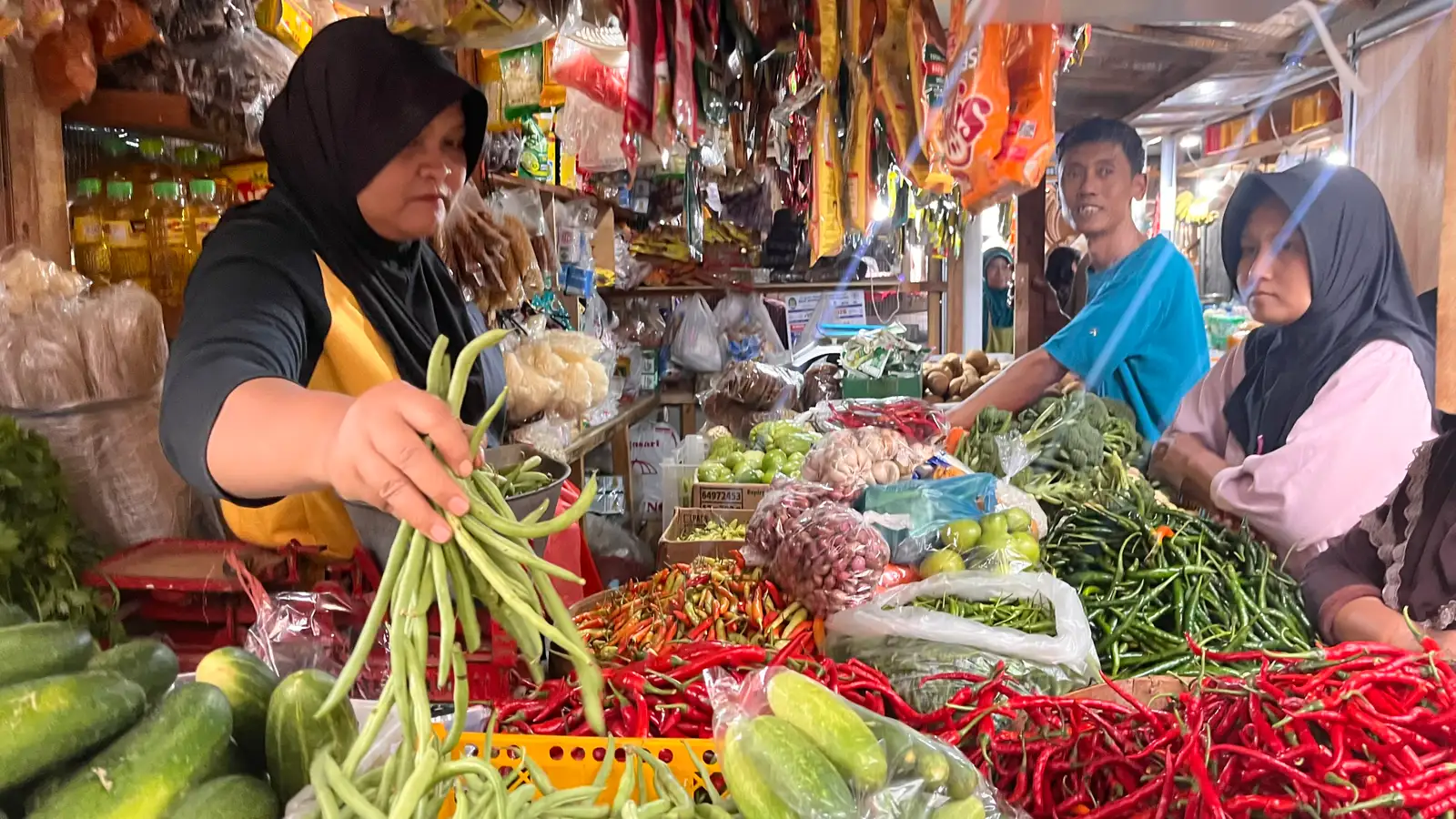 Harga Cabai Rawit Merah Tembus Rp110.950 per Kg, Telur Ayam Ras Rp29.150